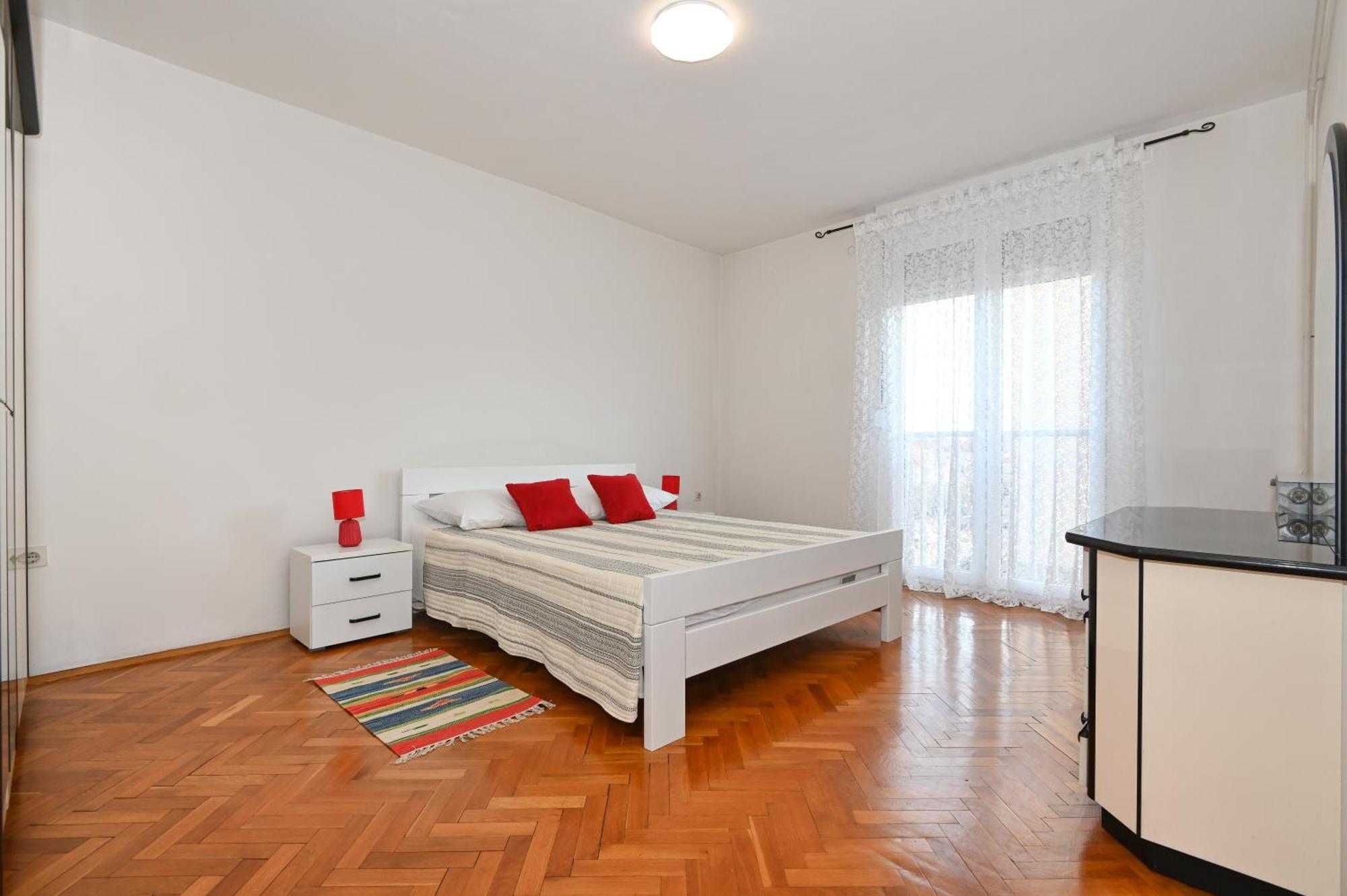 Apartment Mara *